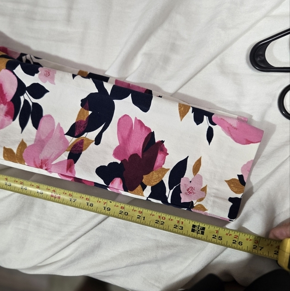 Old Navy Pixie High Rise Floral Pants Sz 4 - Picture 11 of 11